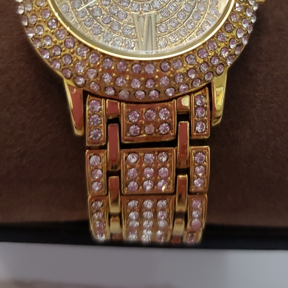 Watch - Picture 3 of 3